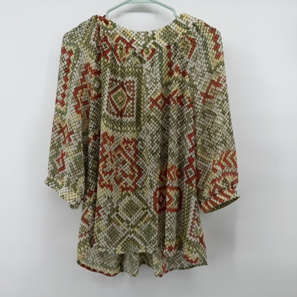 Alfred Dunner Blouse Womens 16P Green Snakeskin Geometric Sequin V-Neck Top - Picture 4 of 7